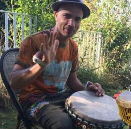Samuel Numan au djembé